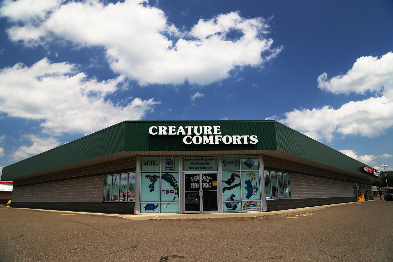 Store Image