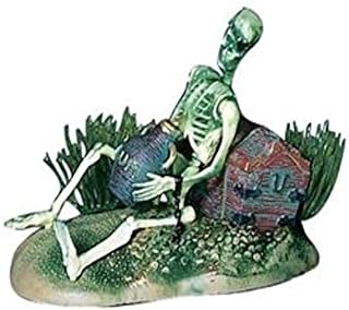 ACTION SKELETON W/JUG & TREASURE CHEST