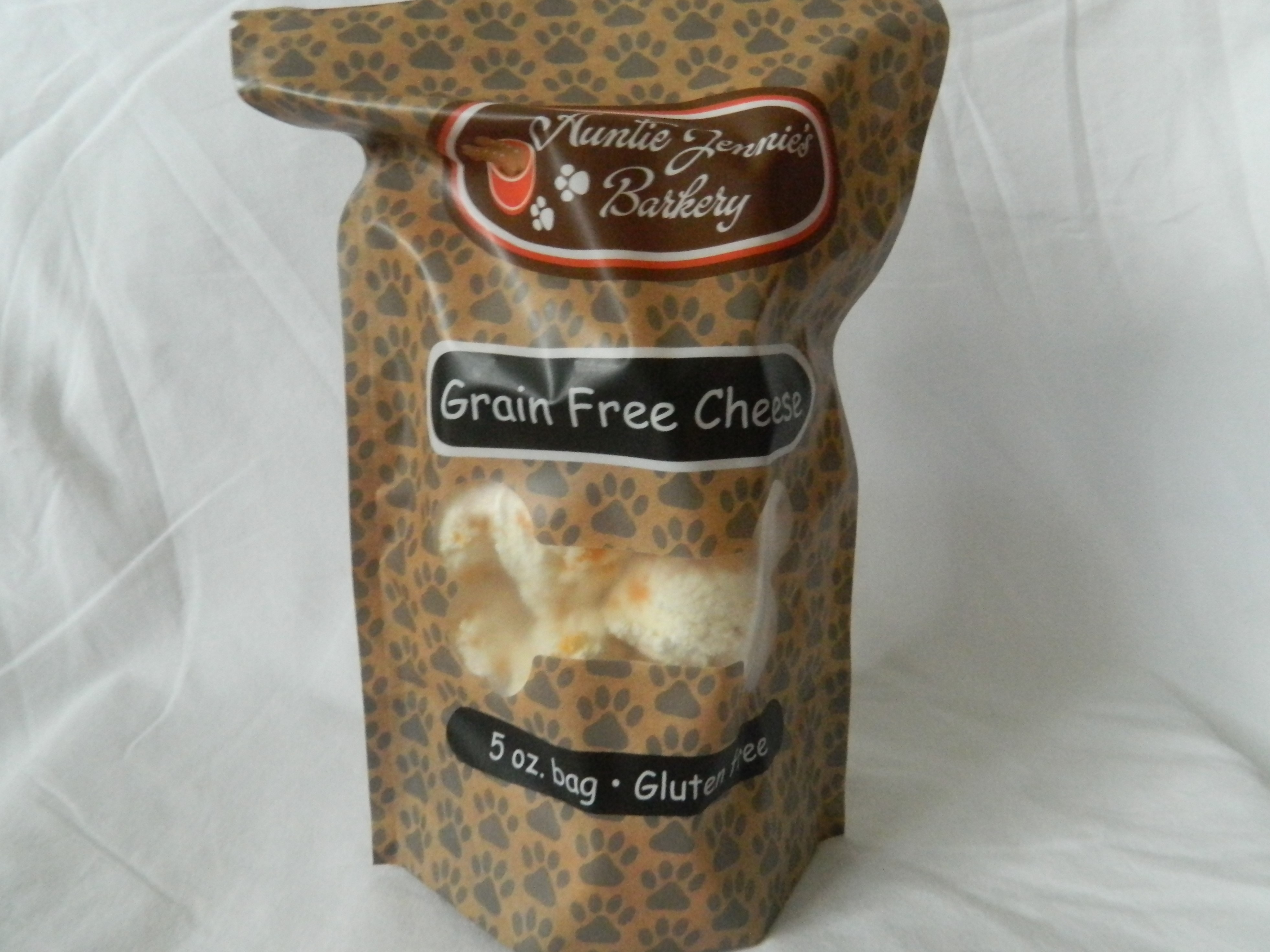 Aunt Jennie's Barkery Cheese Grain-Free Dog Treats, 5-oz