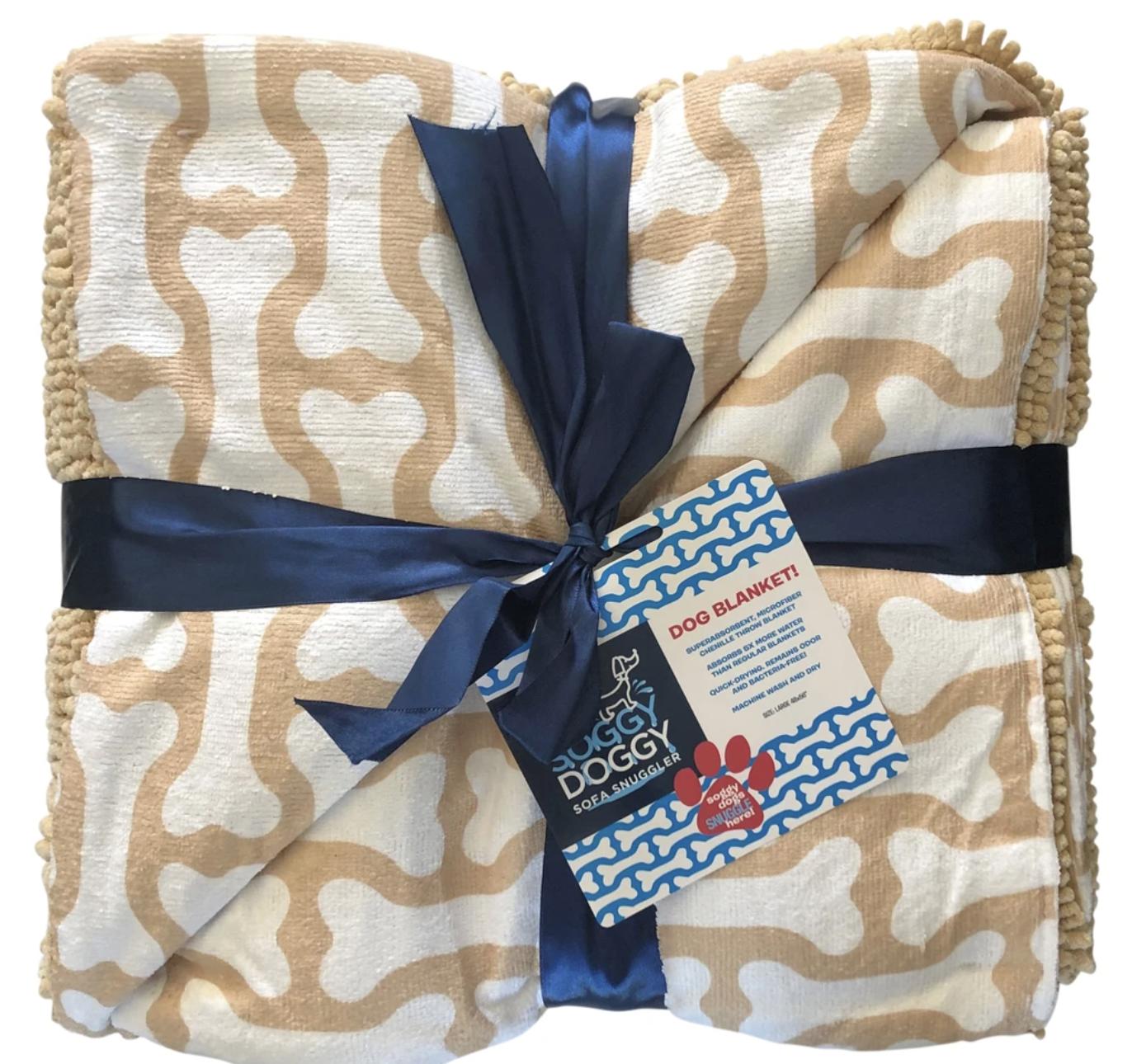 Soggy Doggy Sofa Snuggler Dog Blanket, Beige, 48-in x 56-in