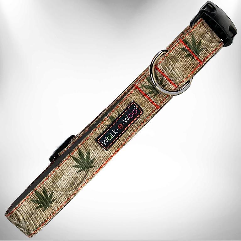 WaLk-e-Woo Dog Bandana, Smokin', Small