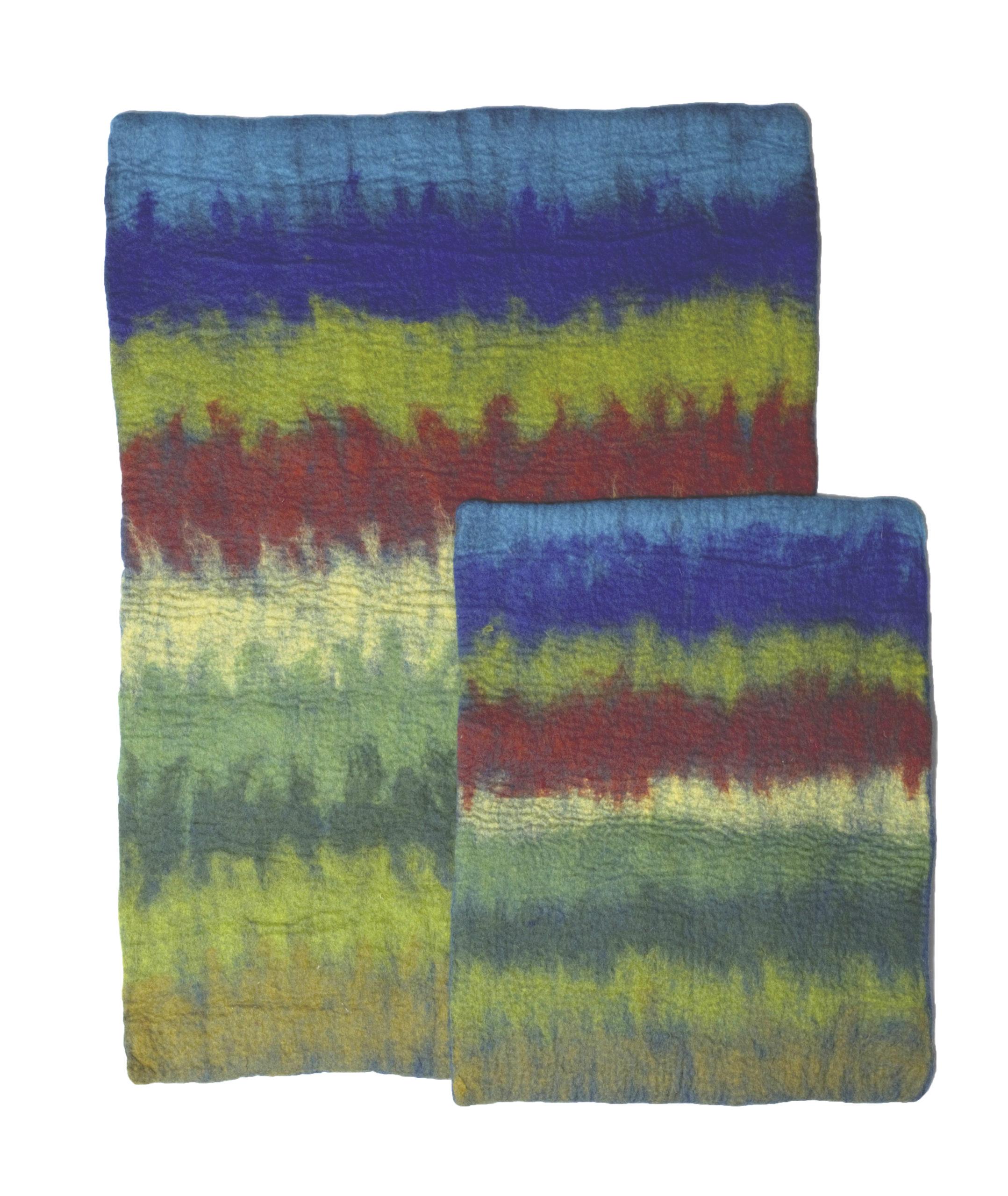 Dharma Dog Karma Cat Mutli-Ombre Wool Pet Mat, Blue & Red, 40-in x 28-in
