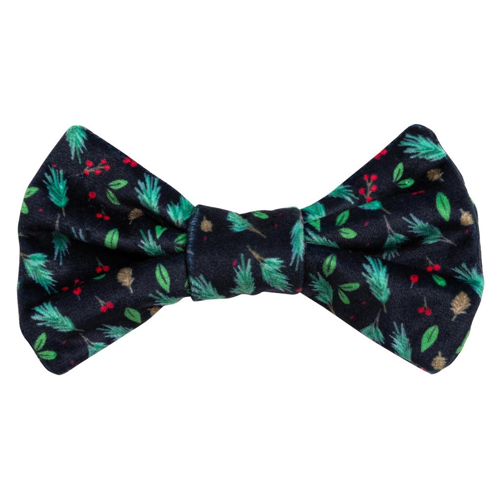 Pearhead Holiday Pet Bowtie, Holly Leaf