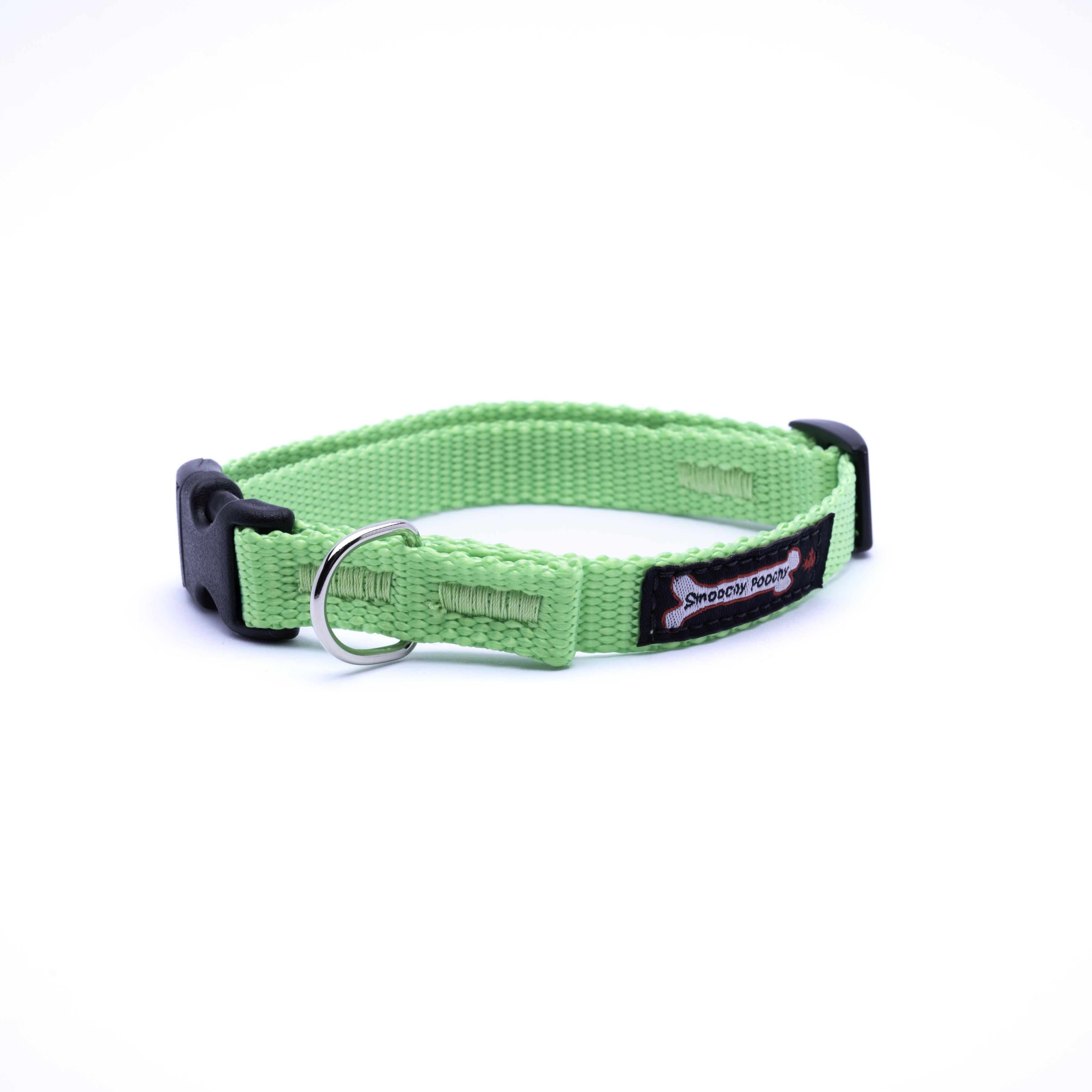 Smoochy Poochy Nylon Dog Collar, Apple, Small