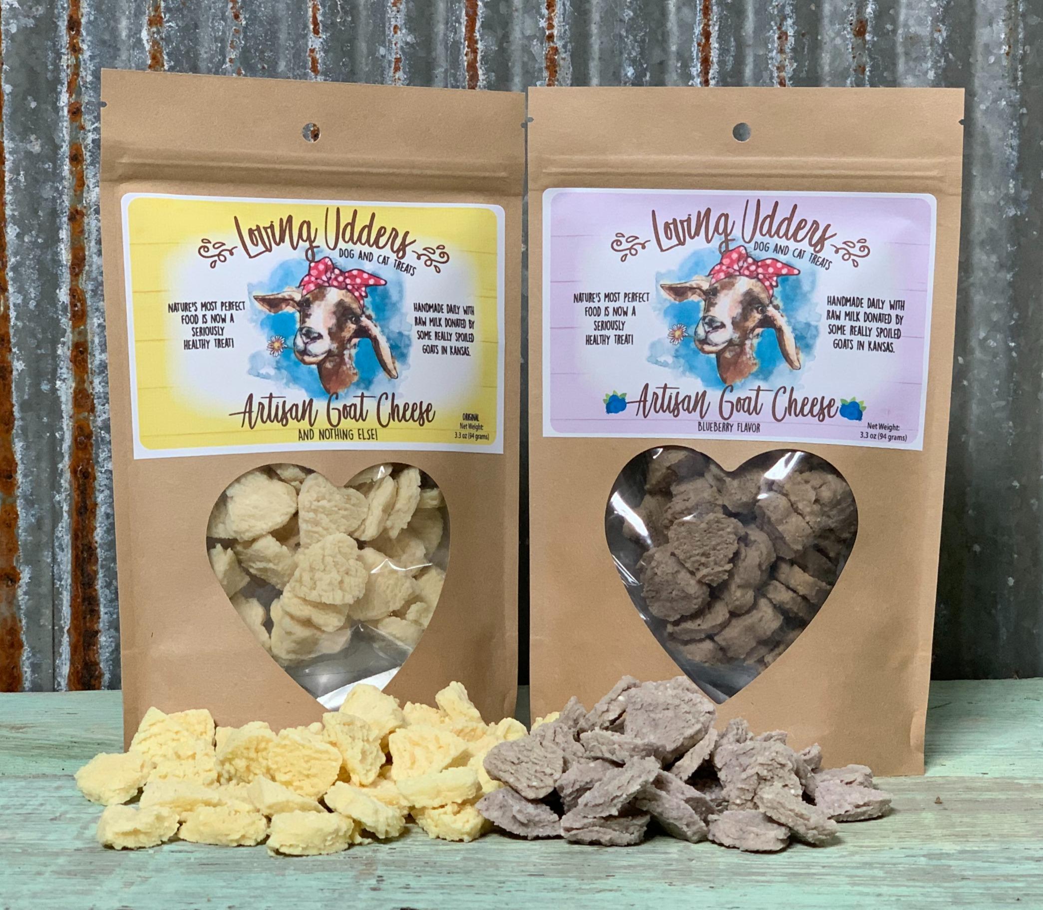 This Little Farm Loving Udders Artisan Goat Cheese Blueberry Dog & Cat Treats, 3.3-oz