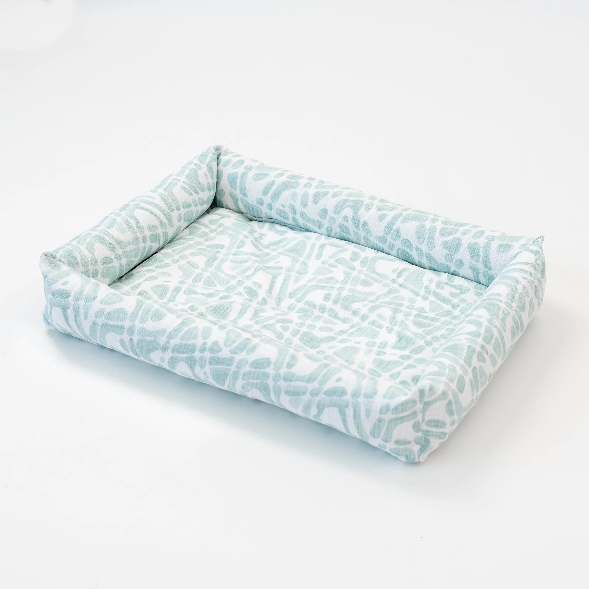 Janery Catnip Cuddler Cat Bed, Watercolor Collection