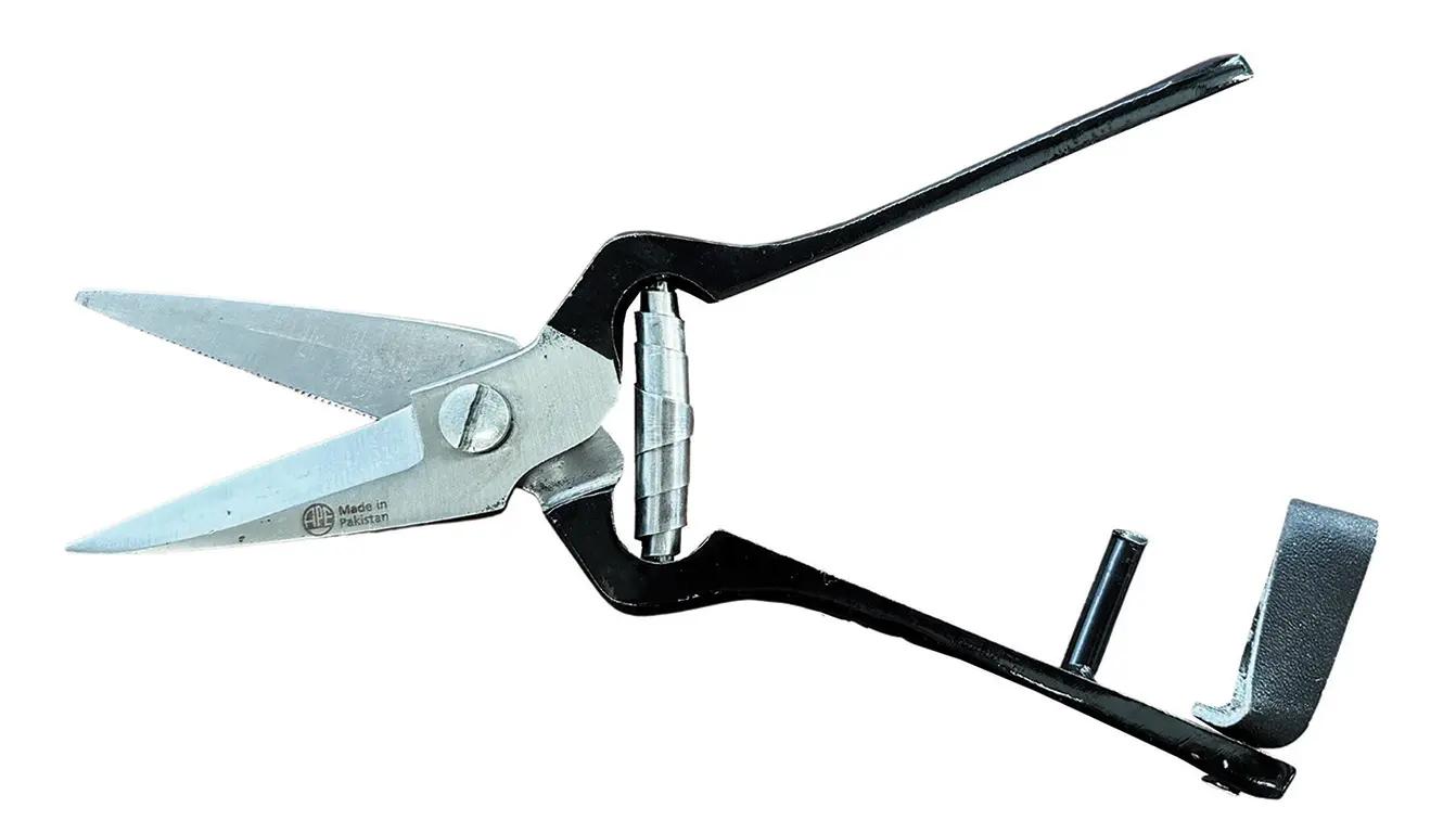 Agri-Pro Serrated Hoof Rot Shears