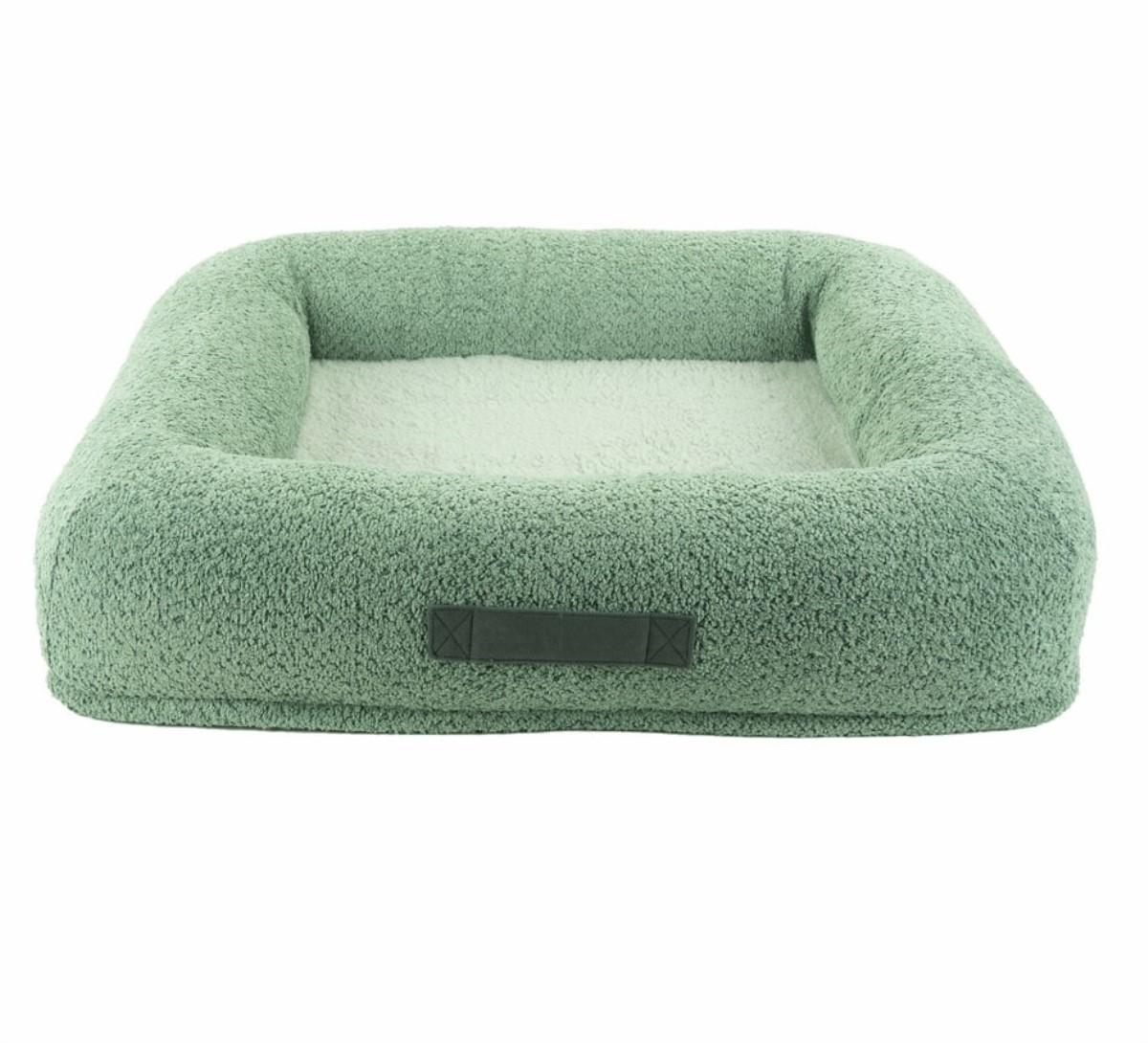 Arlee Bumper Box Pet Bed, Mineral, 33 x 25 x 6-in