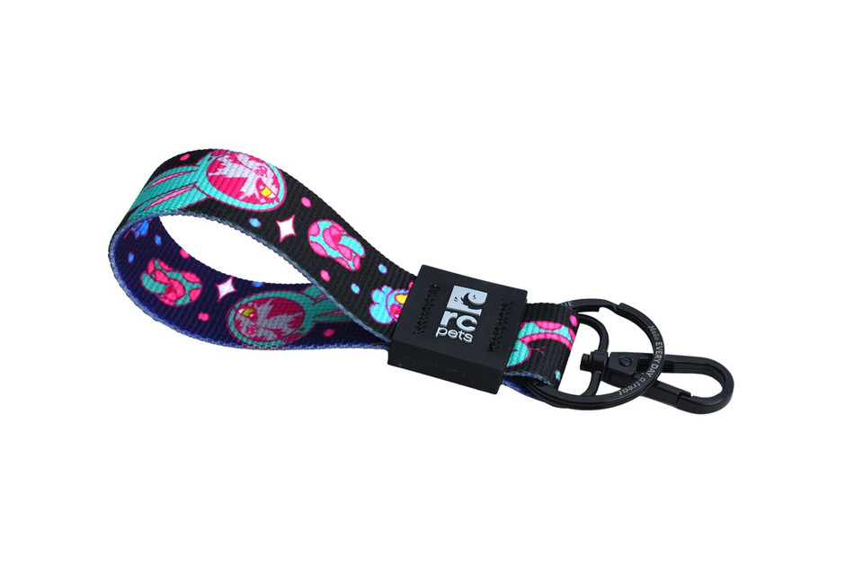 RC Pets Artist Web Keychain, Persue