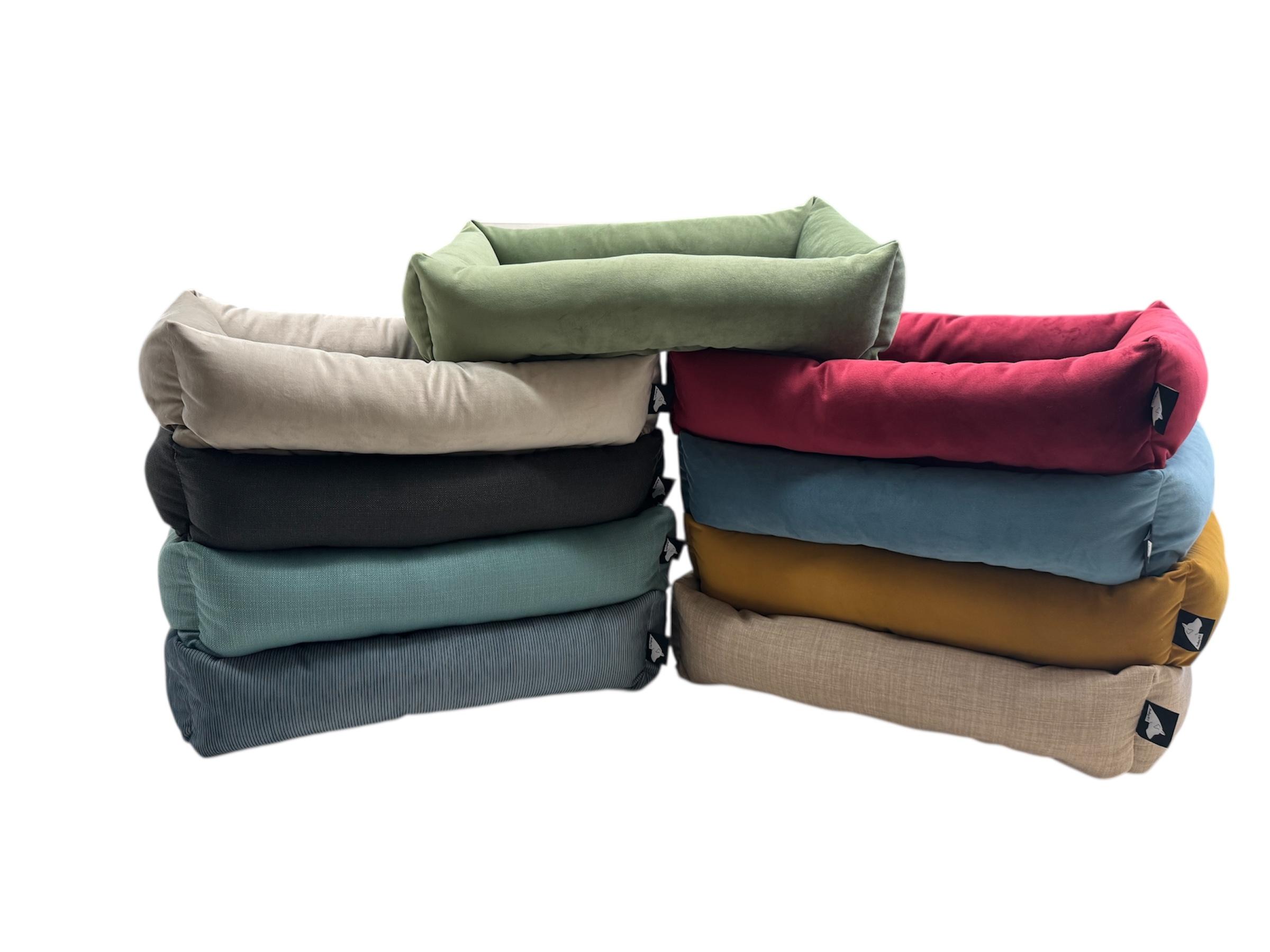 Roxbury The Bedford Dog Bed, Assorted