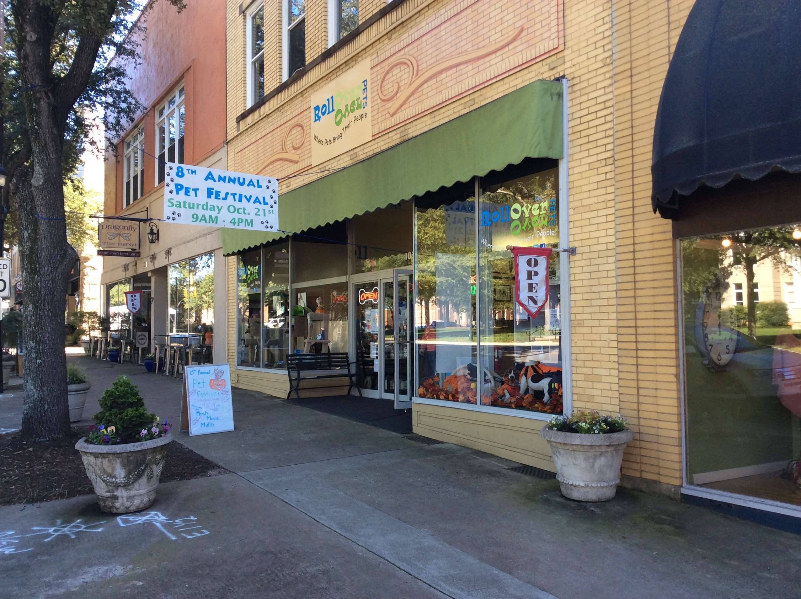 Store Image